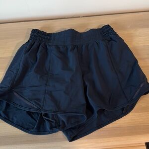 Mid rise track that Lululemon shorts